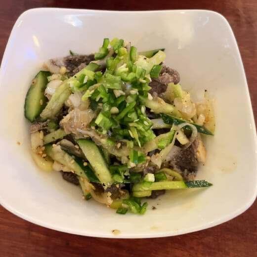 純'sコッチン　白センマイ刺し青唐